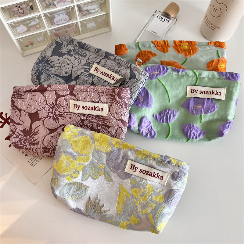 Travel Accessories Kit For Women - Французская рельефная Цветочная дорожная косметичка для