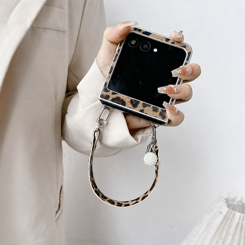 Складной чехол-флип с леопардо – обзор и цена Travel Accessories For Women