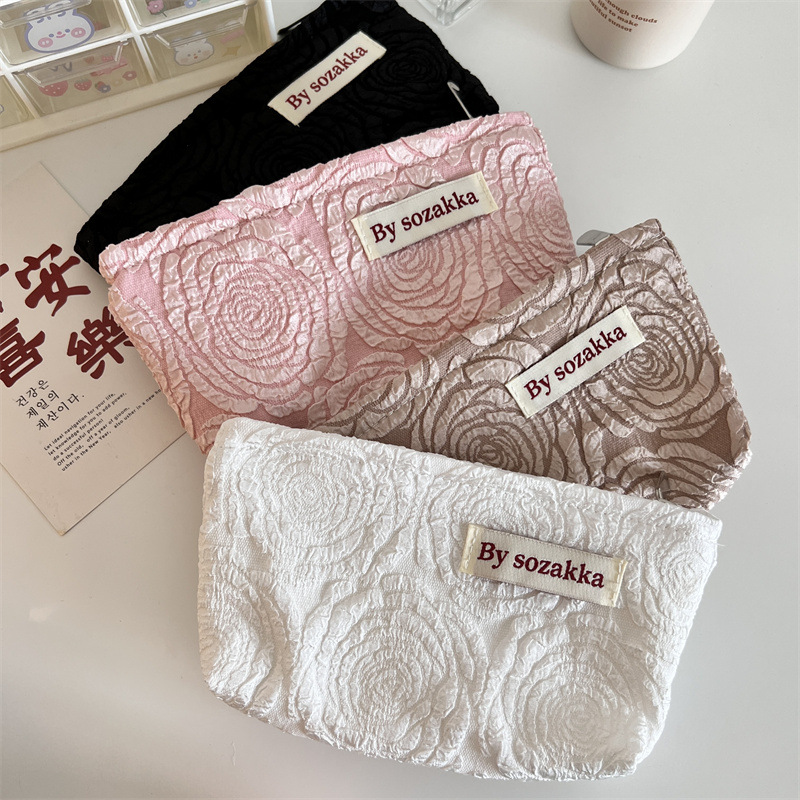 Французская рельефная Цветочна – обзор и цена Travel Accessories Kit For Women