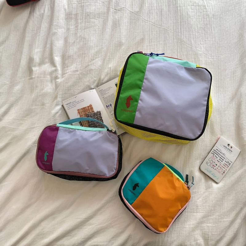 Многоцветная дорожная косметич – обзор и цена Travel Accessories Gift Set